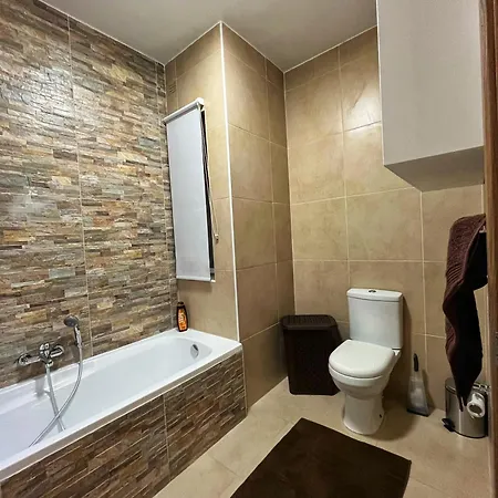 Charming Two Bedroom Lejlighed Pietà