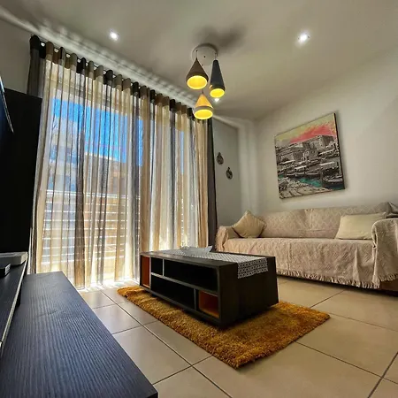 Apartmán Charming Two Bedroom *