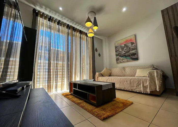 Apartmán Charming Two Bedroom *